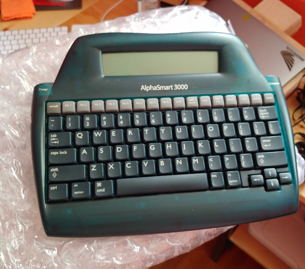 AlphaSmart 3000 keyboard fresh out of the bubble wrap